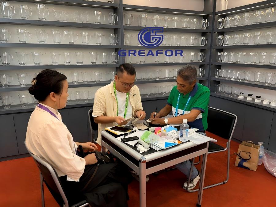 Visita a la f&aacute;brica de Huijing
